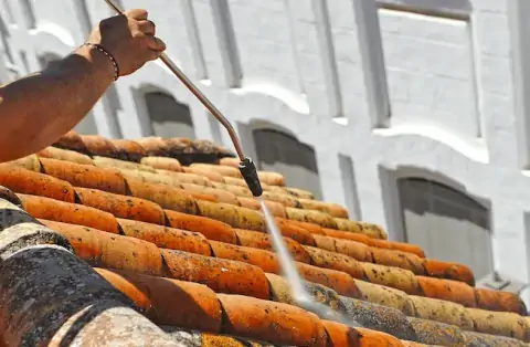 Nettoyage de toitures - Plouguiel